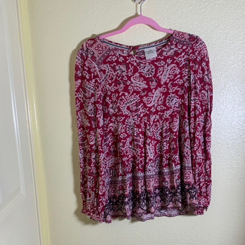 NWOT Knox Rose Burgundy Floral Blouse, size medium